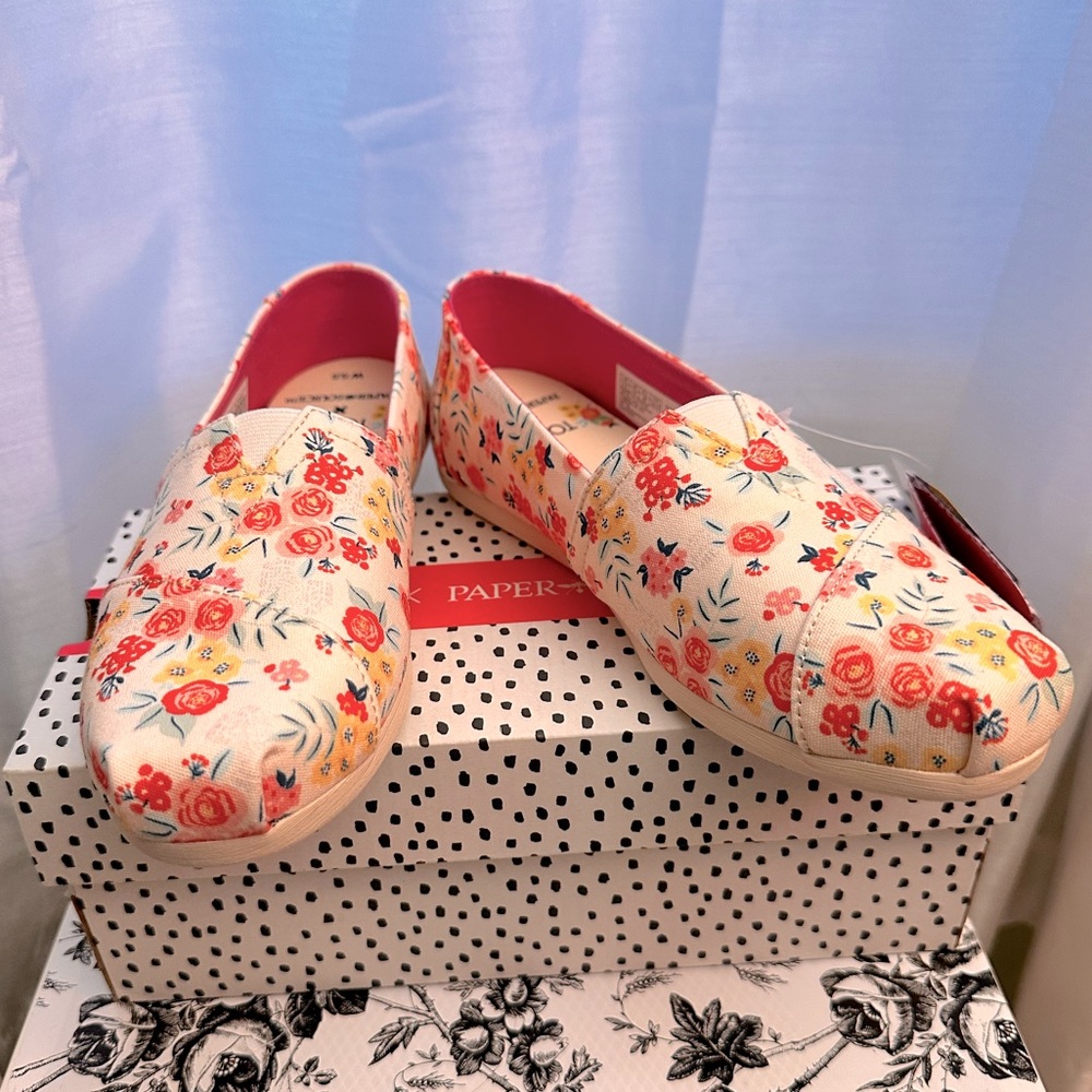 TOMS Floral Shoes